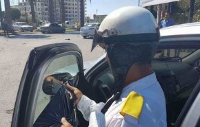 شرطي مرور يرفض مليون ليرة كرشوة بدمشق.. على ماذا عثر؟