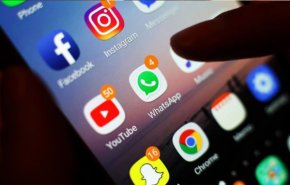البحرين تلاحق متابعي مواقع تواصل المعارضة