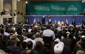 قائد الثورة: ایران ستواصل الصمود امام عالم الاستكبار