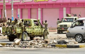 السودان يدخل العصيان الشامل و'العسكري' يصر على المواجهة