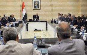  خميس يبحث دعم الإنتاج والصادرات والاستثمار السوري
