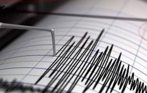 زلزال بقوة 7.5 درجة يضرب جزرا في إندونيسيا