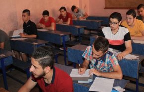 طالب يهدد بتفجير قنبلة يدوية في قاعة امتحانات بدير الزور والسبب؟!