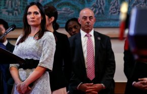 فيديو/ إصابة متحدثة البيت الأبيض بشجار مع مسؤولين كوريين شماليين!