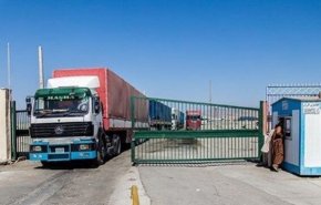 ايران وباكستان تبحثان سبل تطوير العلاقات التجارية