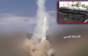 صاروخا 'زلزال1' يدكان معسكر خالد غربي تعز
