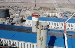 جهانغيري يتفقد عمليات انشاء أضخم مصنع للالمنيوم بالشرق الاوسط