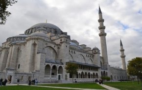 عن ماذا تبحث تركيا في هنغاريا!