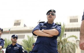 أول تعليق من 
