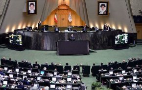  البرلمان الايراني يرد بالمثل على الاجراءات الامريكية