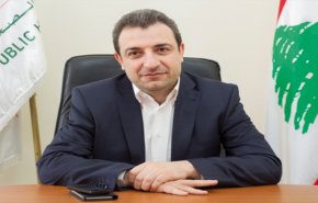 وزير لبناني: على وزارة العمل اعادة النظر بقرارها لجهة العمال الفلسطينين
