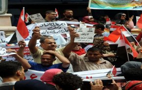 التعليم في مصر: «سمك لبن تمر هندي»!