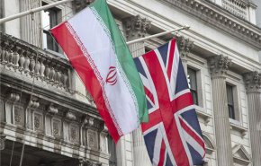 طهران تطالب لندن باتباع القوانين الدولية للملاحة البحرية