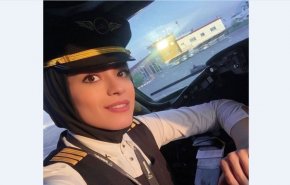 بالفيديو.. أول سيدة كابتن طائرة في ايران