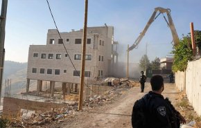 تهجير مئات الفلسطينيين على طريق ضمّ الضفة