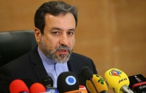 عراقجي من باريس: إيران ستبذل جهودها لتأمين مضيق هرمز
