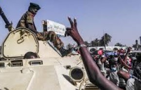 شاهد.. محاولة انقلابية واعتقال ضباط وقيادات في السودان 