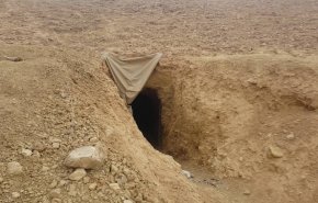 بالصور.. الاستخبارات العراقية تداهم مضافة وانفاقا لداعش في مطيبيجة
