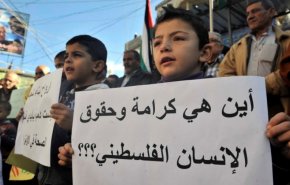 لجنة المتابعة الفلسطينية تطالب وزير العمل بالتراجع عن  إجراءاته الظالمة