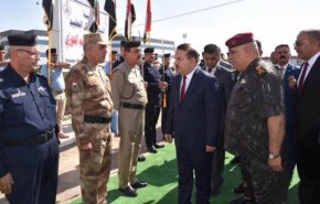 وزير داخلية العراق يبحث في البصرة أمن المحافظة
