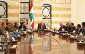 رئيس الوزراء اللبناني لا يستقيل ولا يدعو إلى جلسة!
