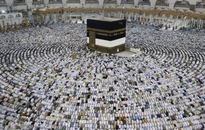 مكتب السيد فضل الله يعلن موعد عيد الأضحى المبارك
