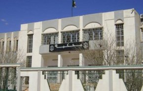 احتجاز وزيرين سابقين بتهم فساد في الجزائر