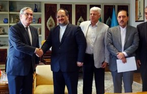 سفير فرنسا بطهران: لا نتبع سياسات وقرارات اميركا