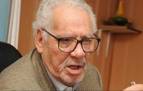 مذكرة دولية بحق وزير الدفاع الجزائري السابق خالد نزار