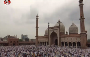 شاهد..ماهي الدول التي احتفلت اليوم بأول ايام العيد ؟