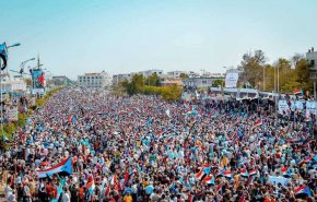 تظاهرات بعدن لدعم المجلس الانتقالي ويطالبون بانفصال الجنوب