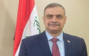 وزير الدفاع العراقي يصل قاعدة بلد الجوية
