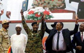العسكري السوداني يعلن تشكيل المجلس السيادي برئاسة البرهان
