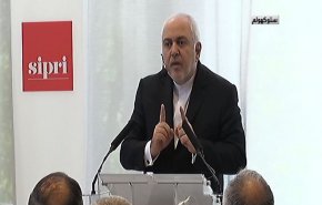 ظريف يلتقي رئيس الوزراء السويدى ويبحث معه القضايا ذات الاهتمام المشترك