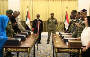 السودان: 'حمدوك' يتسلم ترشيحات الوزراء من 'قوى التغيير' 