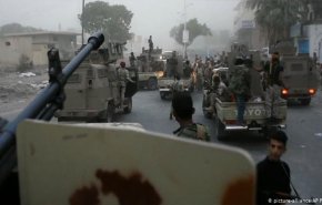 قوات هادي تنسحب من عدن وأبين إلى شبوة