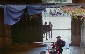 بالصور.. دورية إسرائيلية لقتل الأطفال الفلسطينيين!