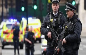 شاهد... توقيف 4 أشخاص في بريطانيا بعد حادثة طعن مميتة 
