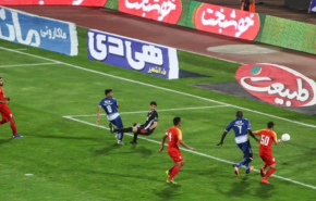 استقلال طهران يتعثر من جديد ويهدر فوز محقق في الوقت الضائع