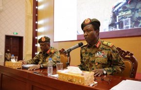 'الكباشي' يتهم أطرافا خارجية بالوقوف وراء أحداث بورتسودان