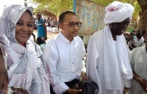 رئيس حزب المؤتمر السوداني يلتقي قيادة 