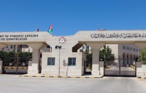السفير القطري الجديد لدى الأردن يسلم أوراق اعتماده