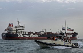 السويد: إيران أفرجت عن بعض أفراد طاقم الناقلة البريطانية

