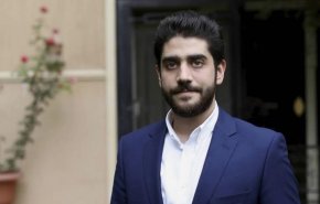 نجل مرسي يعلن عن تعنت أمني في استخراج تصريح دفن أخيه