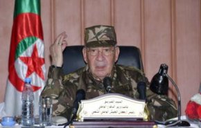 استمرار غياب عبد القادر بن صالح يغذي كل الإشاعات في الجزائر