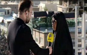 شاهد.. كريمة الزكزاكي لم تفوت اكبر موكب عزاء في ايران