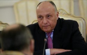 وزير الخارجية المصري يصل الخرطوم