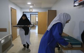 على حبّ الحسين (ع).. مستشفى الرسول (ص) توزّع وجبات طعام 