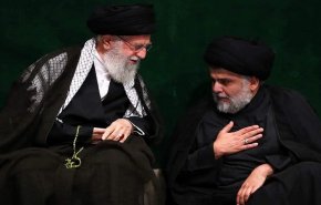 بالصور/مقتدى الصدر بجانب آية الله خامنئي واللواء سليماني