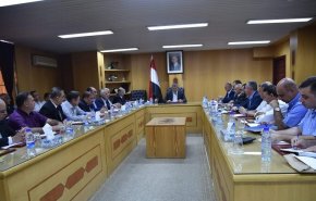 الحكومة السورية: سنضرب هؤلاء بيد من حديد